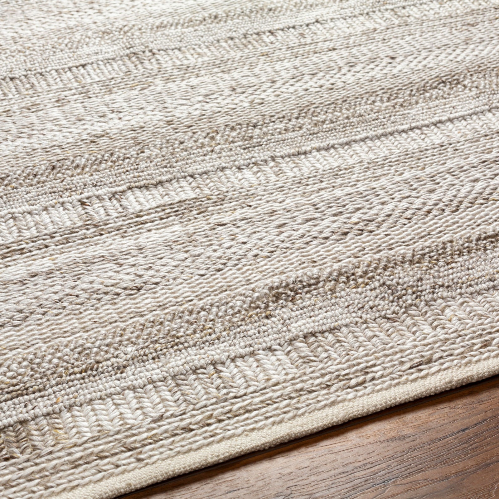 Surya Floria FLI-2303 Area Rug – Incredible Rugs and Decor