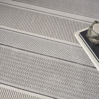 Nourison Glam GLM07 Silver Area Rug Corner Image