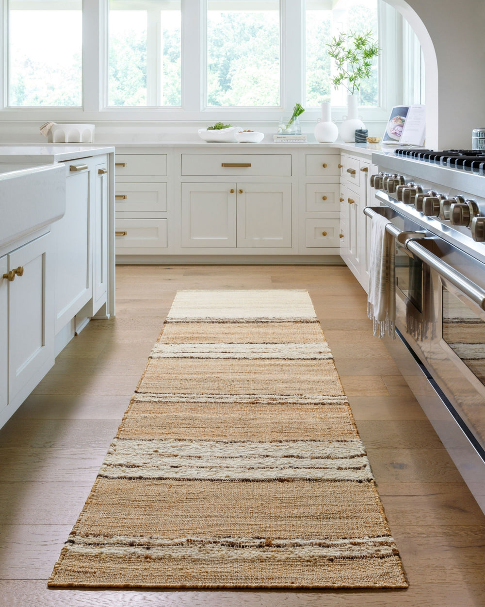 Surya Geneva GNV-2308 Area Rug Room Scene Feature