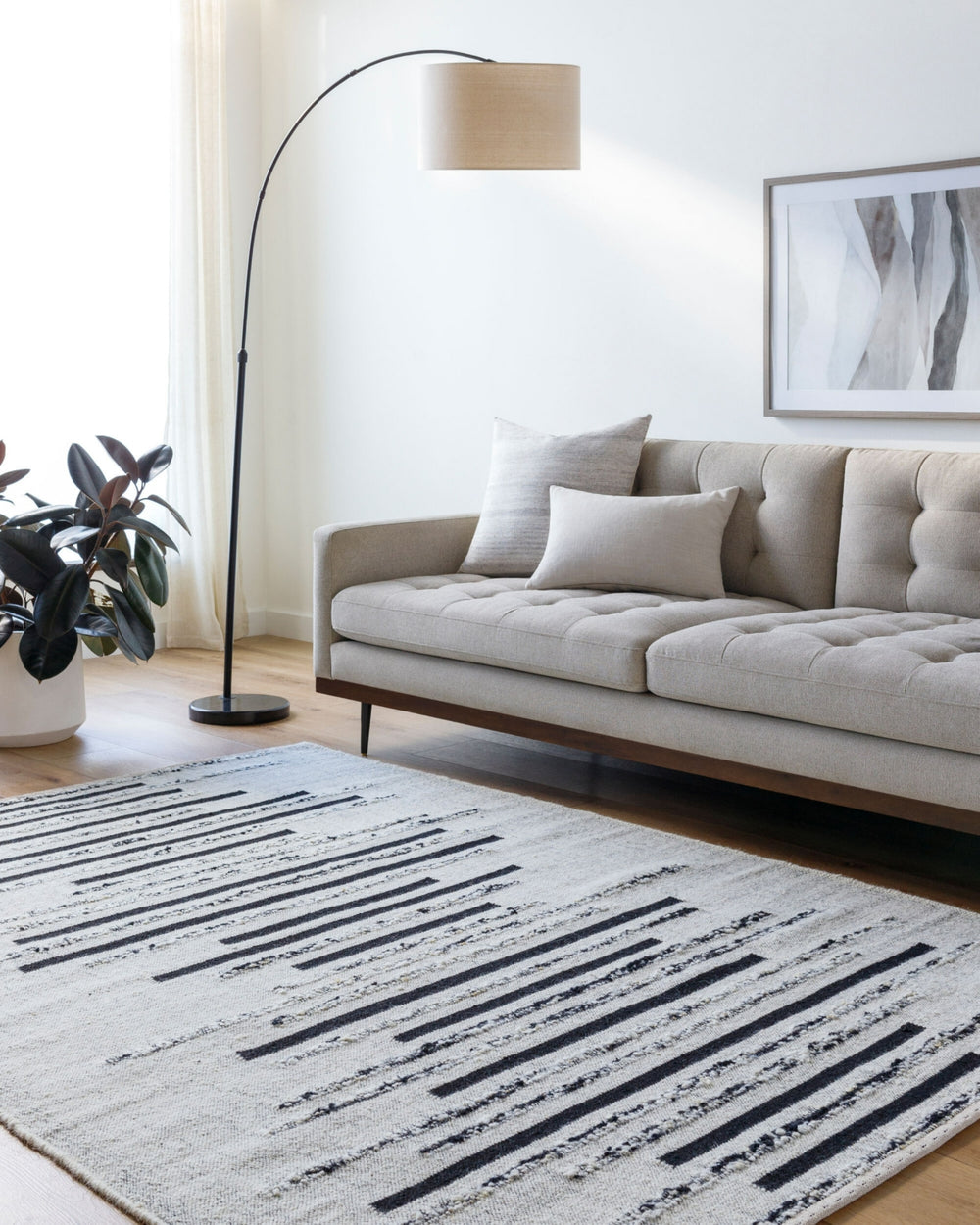 Surya Goteborg GTG-2301 Area Rug Room Scene Feature
