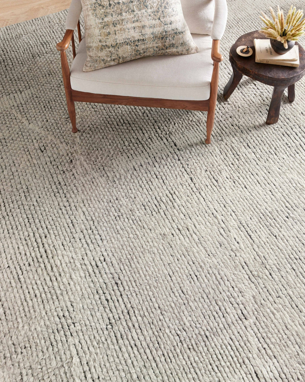 Amber Lewis x Loloi Gwyneth GWY-02 Ivory / Taupe Area Rug Lifestyle Image Feature