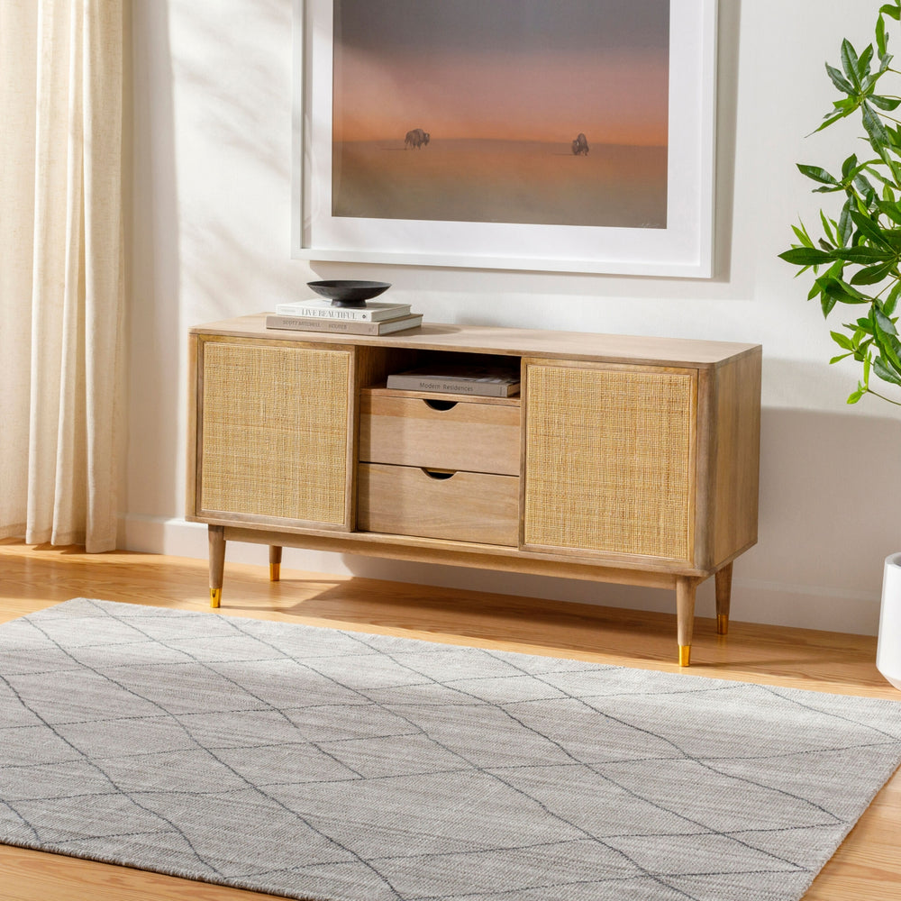 Surya Highland HHD-2300 Area Rug Room Scene Feature
