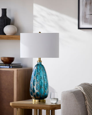 Surya Hexham HXM-001 Lamp Style Shot Feature