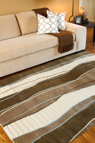 Surya Mugal IN-8072 Area Rug Room Scene Feature