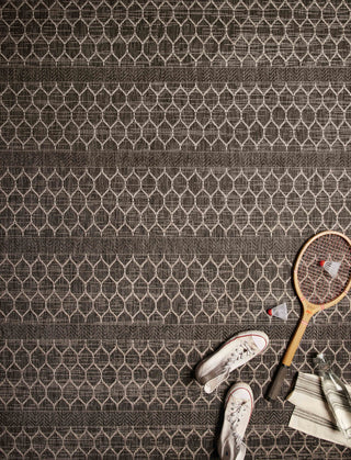 Loloi Isle IE-01 Black / Grey Area Rug Lifestyle Image Feature