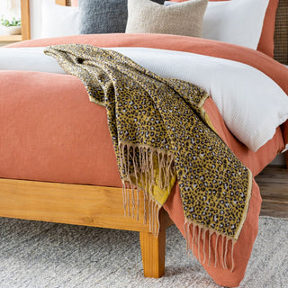 Surya Jacquie JAC-1000 Charcoal Throw Style Shot