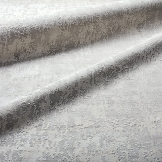 Jaipur Living Cirque Arvo CIQ08 Silver/White Area Rug Lifestyle Image Feature