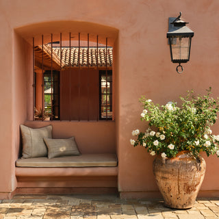 Jaipur Living Emmer EMM01 Lifestyle Image