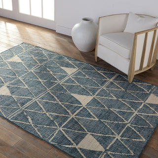 Jaipur Living Eterna Helina ETE01 Area Rug Lifestyle Image 2