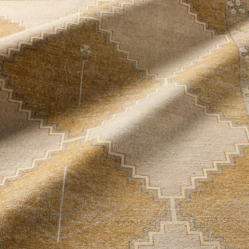 Jaipur Living Gallant Enfield GLT03 Gold/Gray Area Rug Lifestyle Image Feature