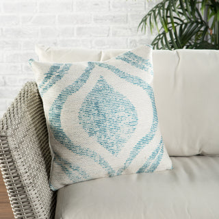 Jaipur Living Groove By Nikki Chu GRN07 Detail Image