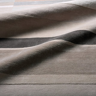 Jaipur Living Iconic Berkay ICO08 Tan/Gray Area Rug Lifestyle Image Feature