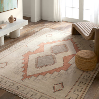 Jaipur Living Jinsen JIN08 Area Rug Lifestyle Image Feature