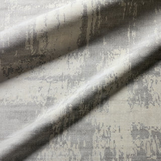 Jaipur Living Juliette Arabella JUT01 Light Gray/White Area Rug Lifestyle Image Feature