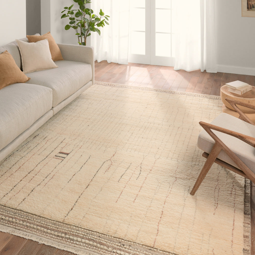 Jaipur Living Kazben KAZ01 Area Rug Lifestyle Image Feature