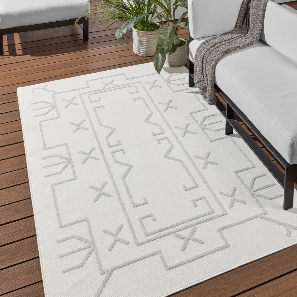 Jaipur Living Kysa Kasinda KYS01 Cream/Gray Area Rug by Vibe Lifestyle Image Feature