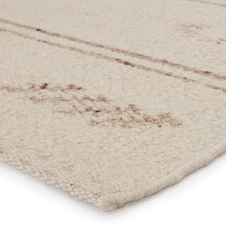 Jaipur Living Leona LEO02 Area Rug Corner Image