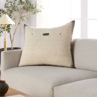 Jaipur Living Margosa Dailad MGP02 Natural by Neem Lifestyle Image
