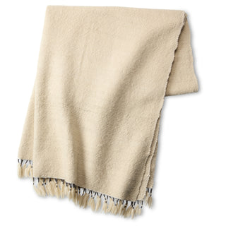 Jaipur Living Margosa Dinam MGT08 Cream Throw by Neem Backing Image