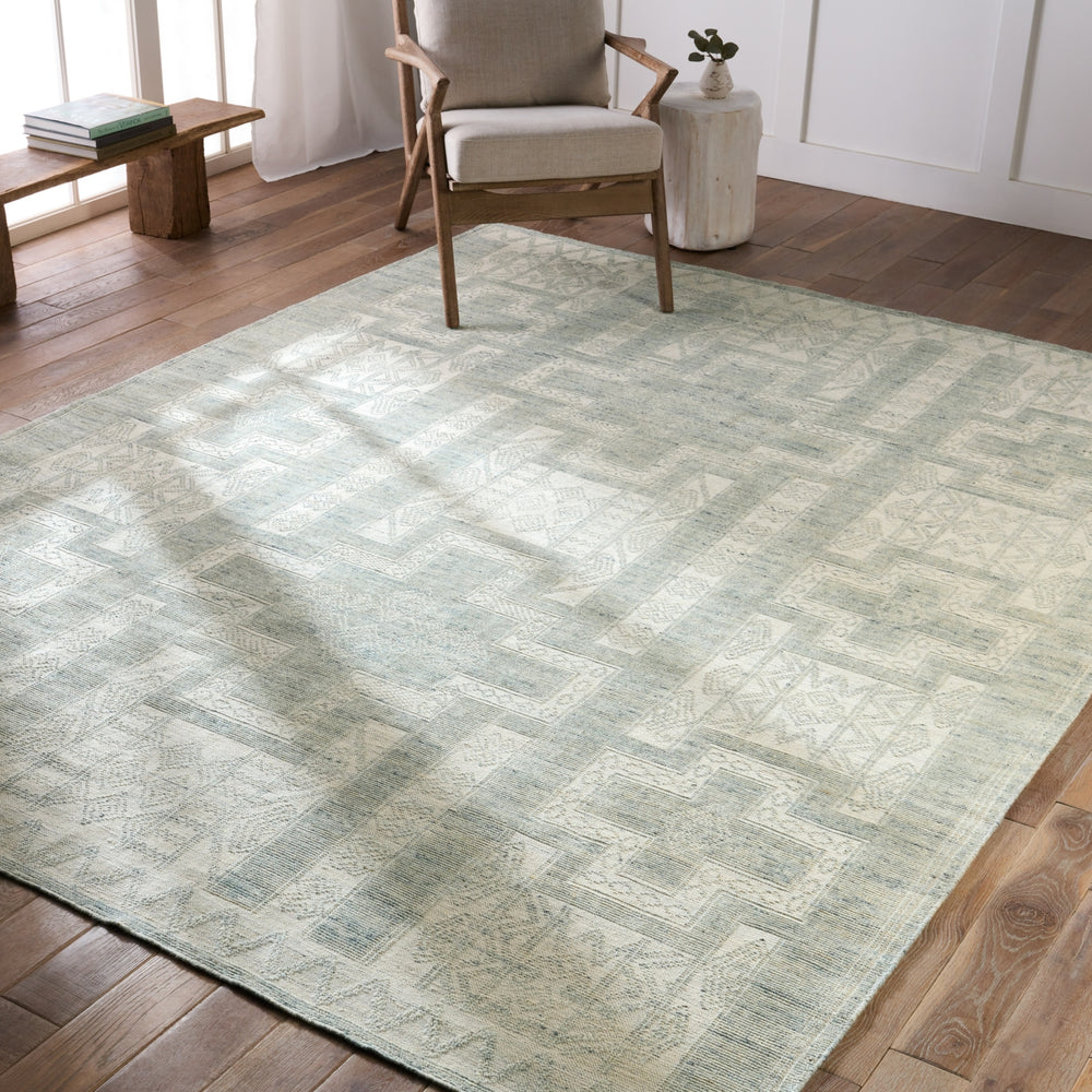 Jaipur Living Monarch MNR01 Area Rug Lifestyle Image Feature