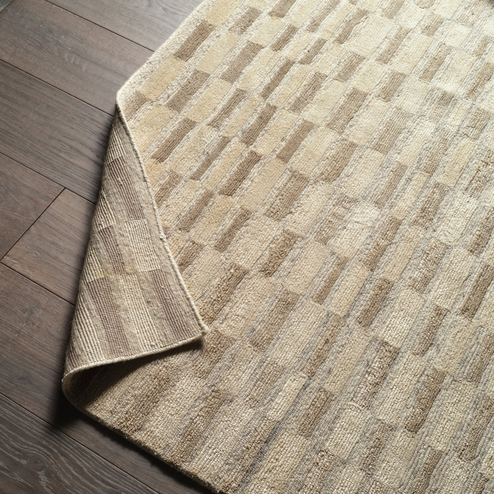 Jaipur Living Martel MTL01 Area Rug Lifestyle Image Feature
