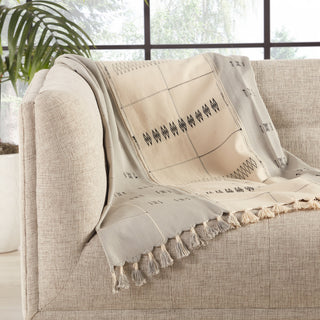 Jaipur Living Nagaland Throw NGD05 Backing Image
