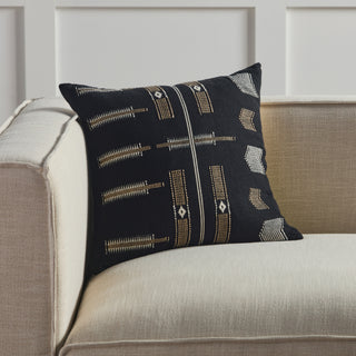 Jaipur Living Nagaland Pillow NGW14 Detail Image