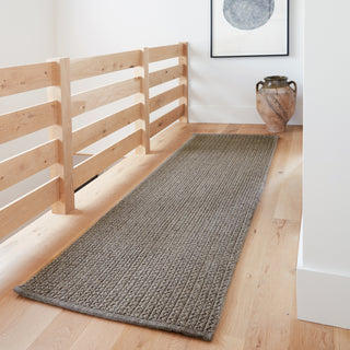 Jaipur Living Nirvana Premium Iver NIP01 Gray Area Rug Corner Image