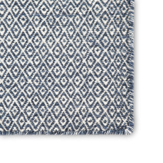 Jaipur Living Poise Glace POE04 Dark Blue/Ivory Area Rug Detail Image