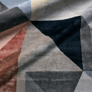 Jaipur Living Syntax Scalene SYN02 Gray/Blue Area Rug Lifestyle Image Feature