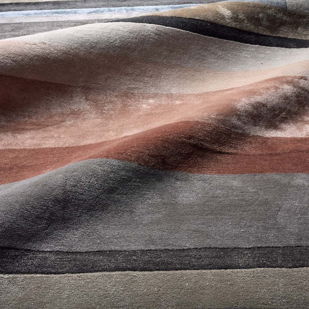 Jaipur Living Syntax Parallel SYN03 Gray/Pink Area Rug Lifestyle Image Feature