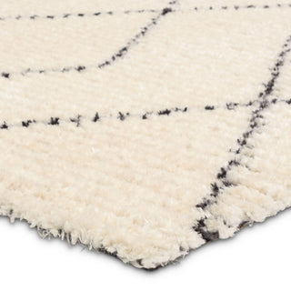 Jaipur Living Tamry Leah TMR02 Ivory/ Area Rug by Label J Corner Image