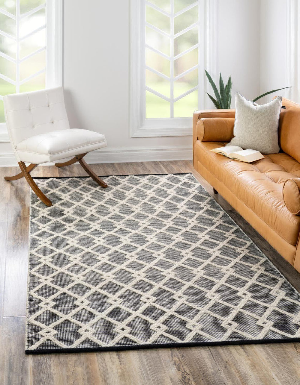 Unique Loom Dorset RET-JZM2 Blackberry Area Rug by Jill Zarin 2' 2'' X 3' 1'' Lifestyle Image Feature