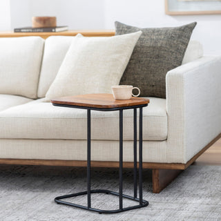 Surya Kaduna KDU-001 Brown / Black Furniture Style Shot