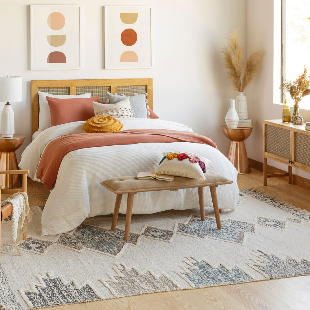 Surya Khemisset KMS-2312 Area Rug Room Scene Feature