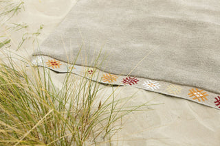 Surya Kyah KYA-9125 Area Rug Style Shot