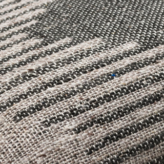Surya Lewis LEW-002 Medium Gray Detail