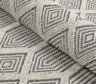 Couristan Liguria Rapallo Pebble Area Rug Detail Image