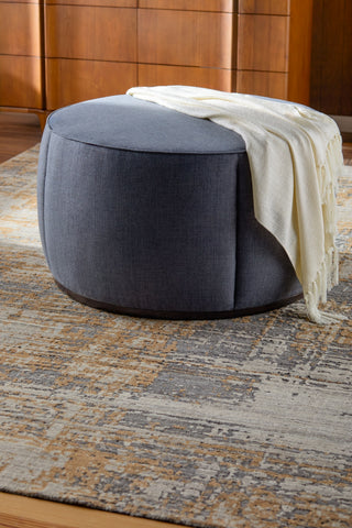 Surya Lanza LNZ-004 Medium Gray / Dark Brown Furniture Style Shot