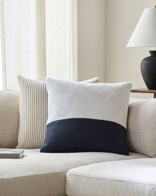 Surya Loomed Luxe LOX-003 Ivory Style Shot