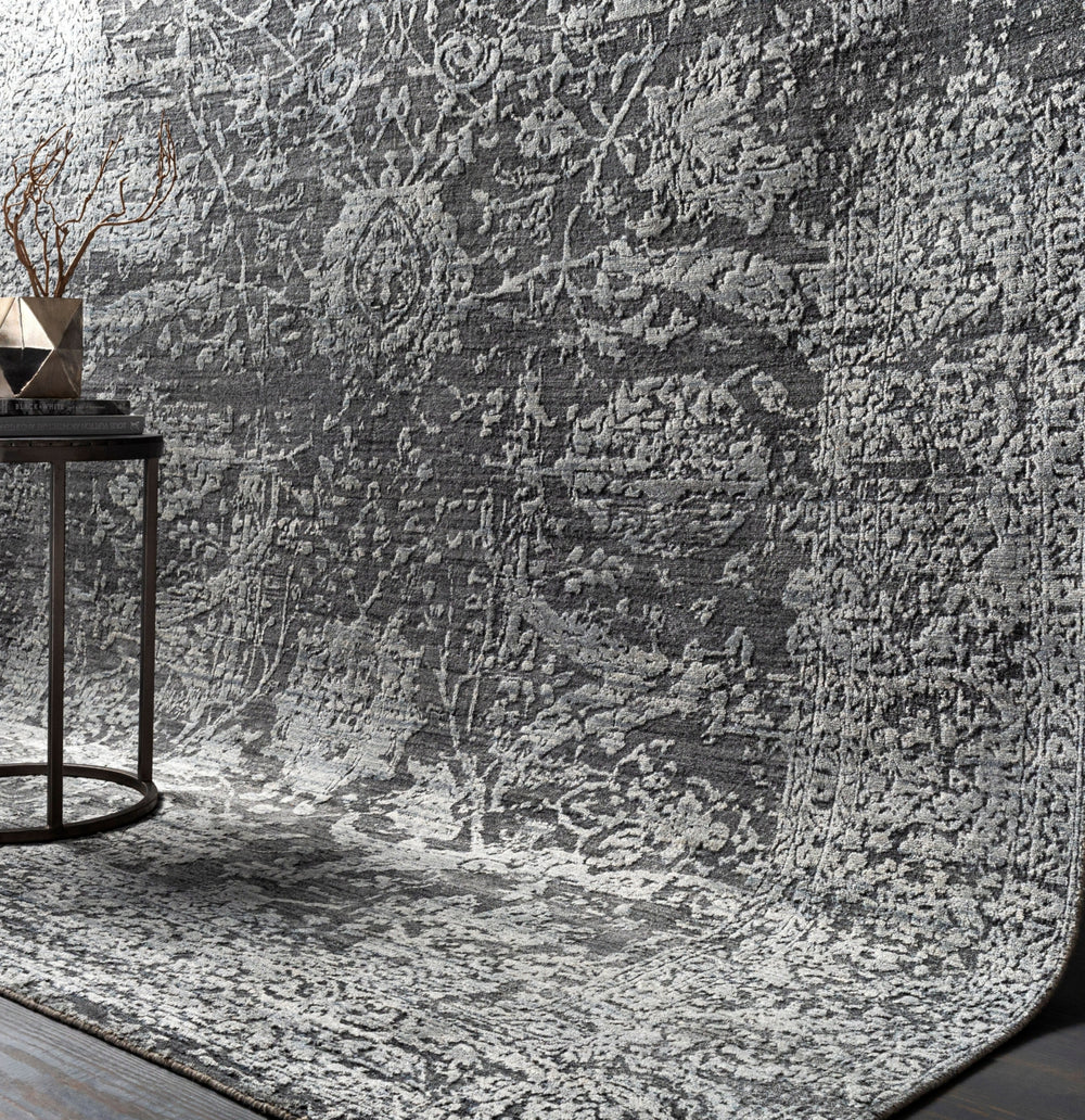 Surya Lucknow LUC-2301 Area Rug Style Shot Feature