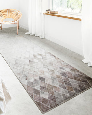 Loloi Maddox MAD-04 Sand/Taupe Area Rug Lifestyle Image Feature