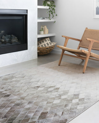 Loloi Maddox MAD-04 Sand/Taupe Area Rug Lifestyle Image Feature