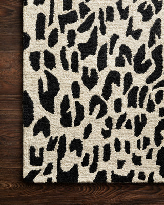 Loloi Masai MAS-02 Black/Ivory Area Rug Corner Image
