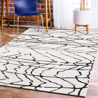 LR Home Matrix 81200 White/Black Area Rug Lifestyle Image Feature