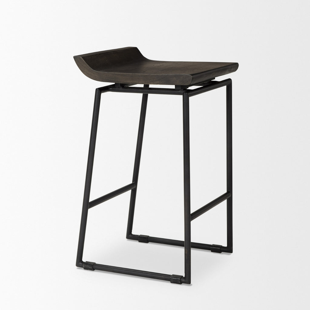 Mercana Givens 67992 Black Furniture Alternative Image