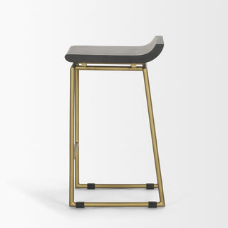 Mercana Givens 67852 Black Furniture Alternative Image