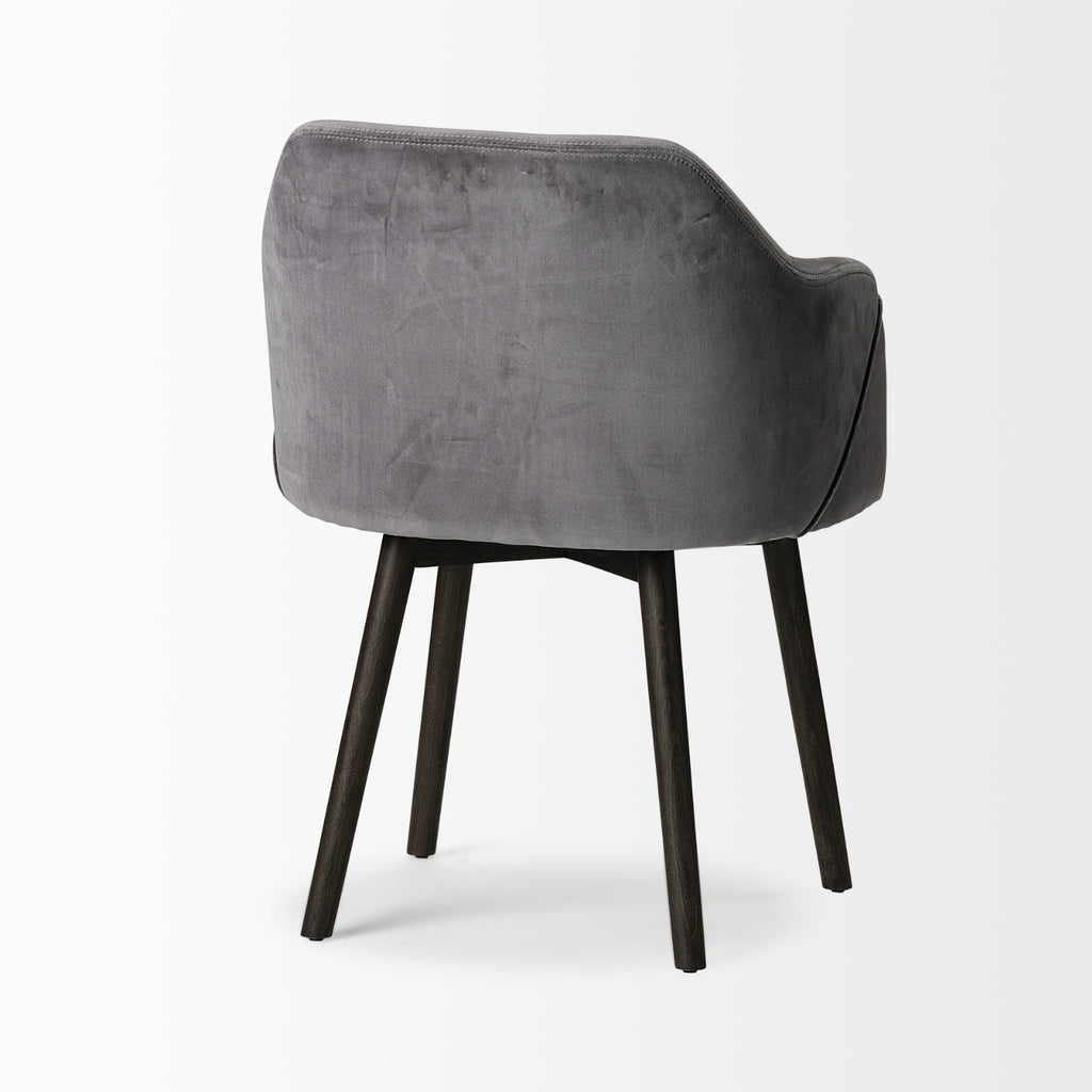 Mercana Ronald 68320 Black Furniture Alternative Image
