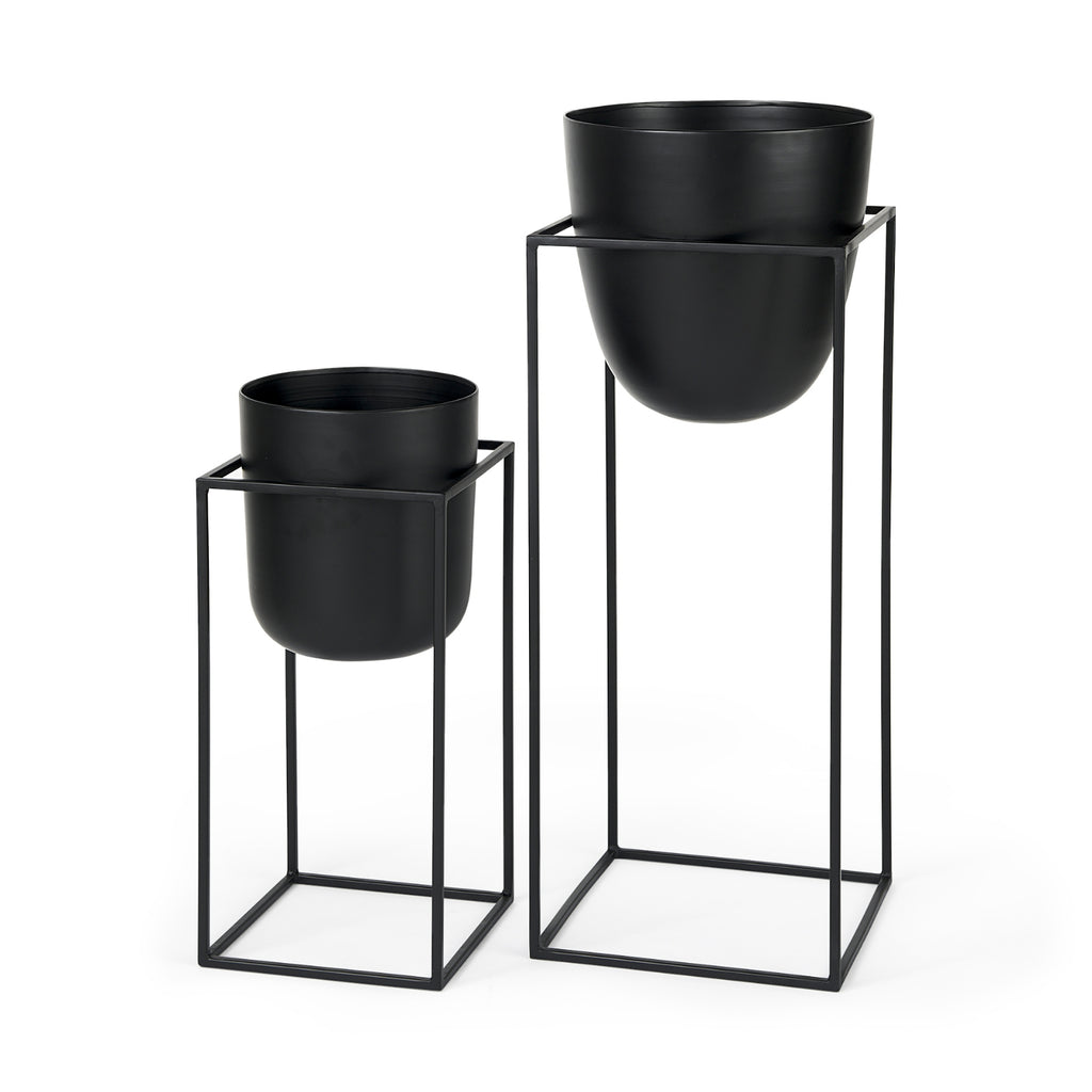 Mercana Bumble 68828 Black Furniture main image