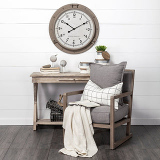 Mercana Snipe 68079 Gray Lifestyle Image